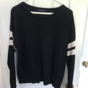 Brandy Melville sweater